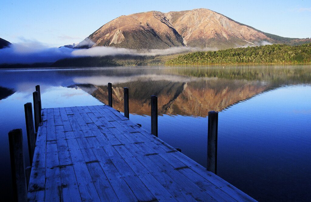 New-Zealand-Contrasts